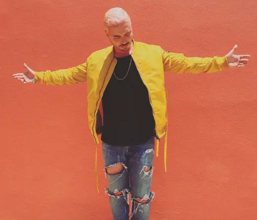 J Balvin - J Balvin internado de urgencia