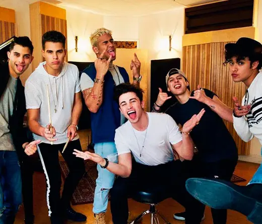 Riki - Estreno: Dolor De Cabeza ft. CNCO