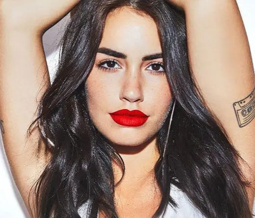 Lali - Se viene un video de Lali