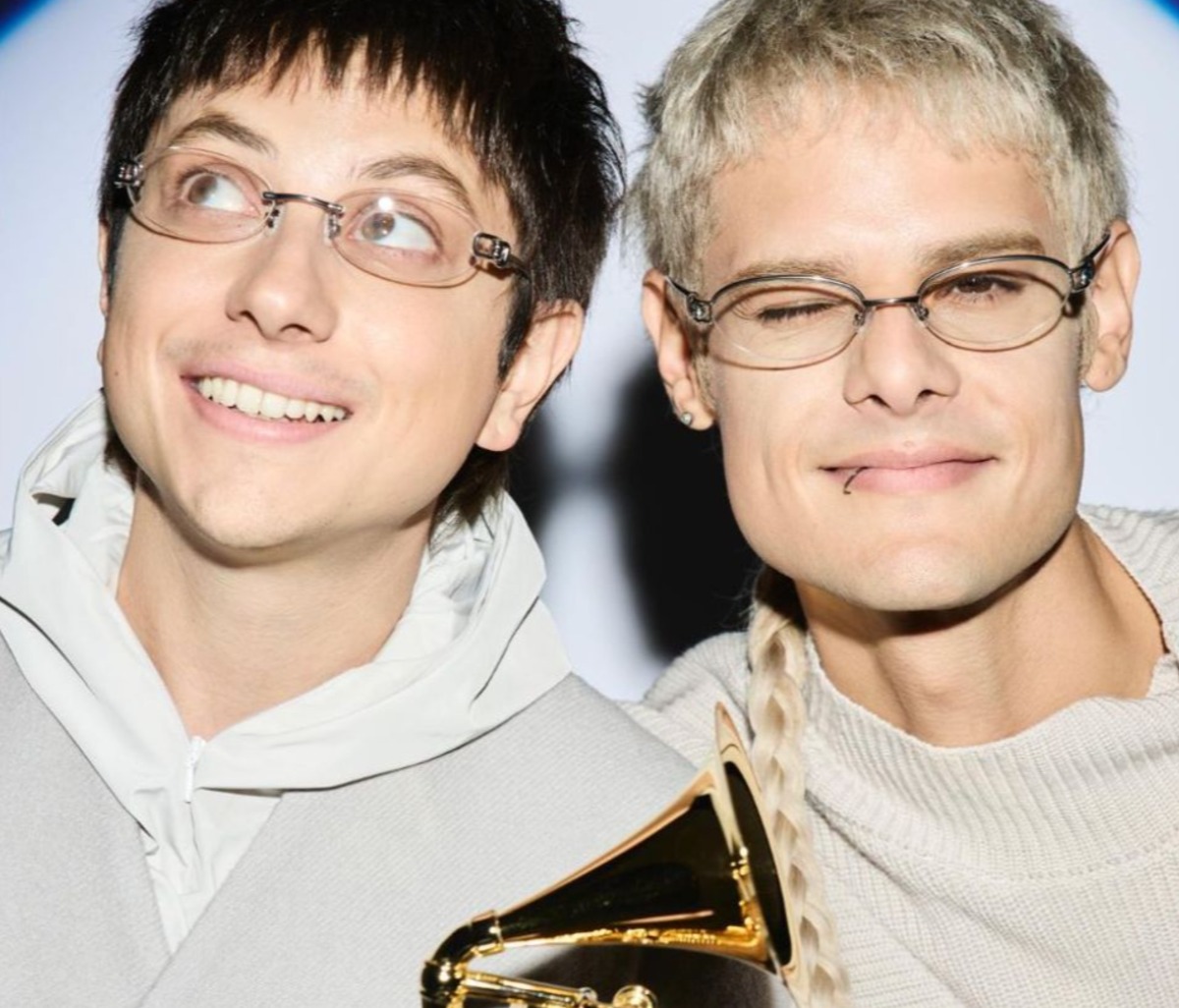 Ca7riel y Paco Amoroso - CA7RIEL y Paco Amoroso ganan el GRAMMY por 