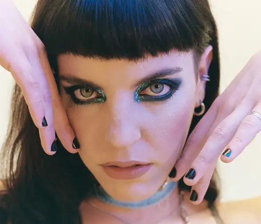 Vale Acevedo - Nuevo single y videoclip de Vale Acevedo