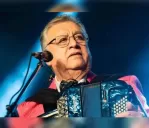 Los Palmeras - Marcos Camino anunci� su salida de Los Palmeras