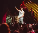 Agus Bernasconi - Agus Bernasconi llen� el Teatro �pera con su show