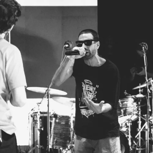 Nafta - UNOS D�AS M�S (EN VIVO TEATRO GRAN REX) - SINGLE