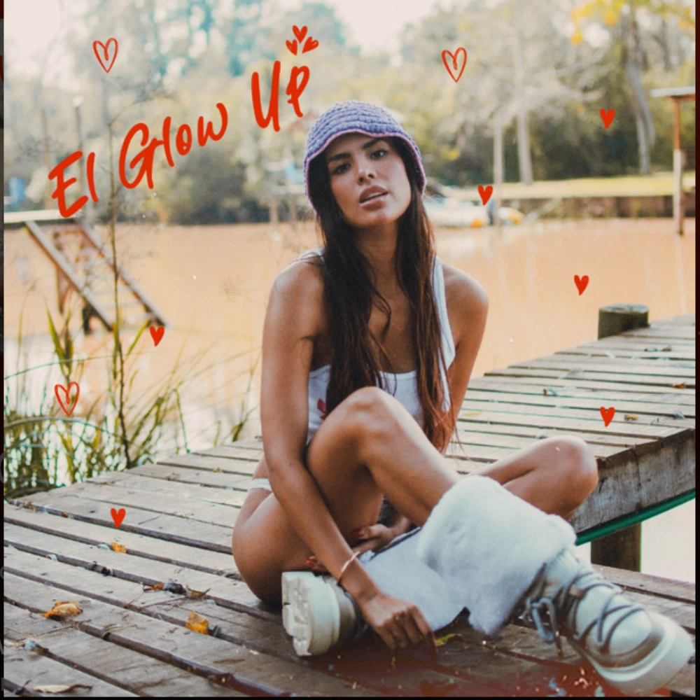 Valentina Olgu�n - GLOW UP - SINGLE