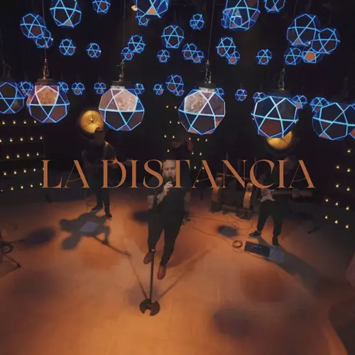 Sebasti�n Mendoza - LA DISTANCIA - SINGLE