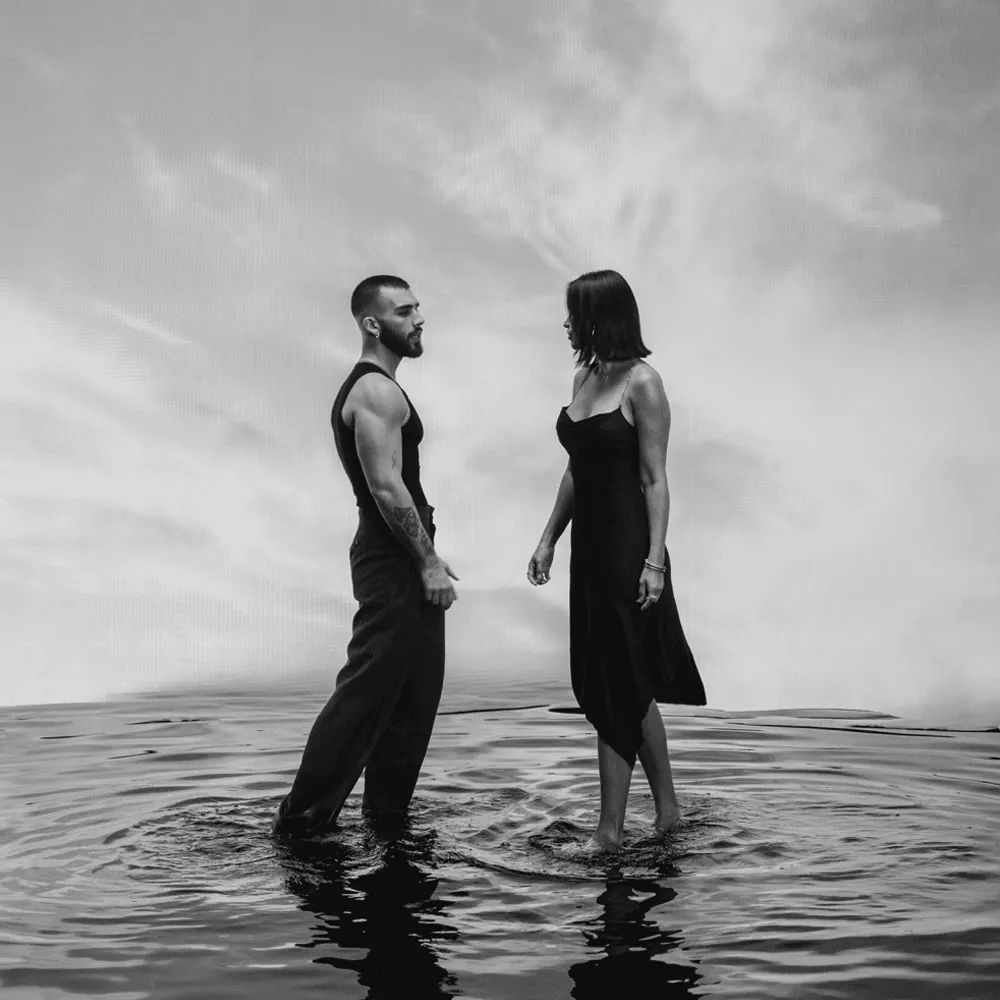 Manuel Turizo - POR UN PENDEJO NO SE LLORA (SALUD MI REINA) - SINGLE