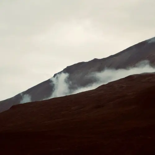 Corriendo por el bajo - PIERDO EL CALOR - SINGLE