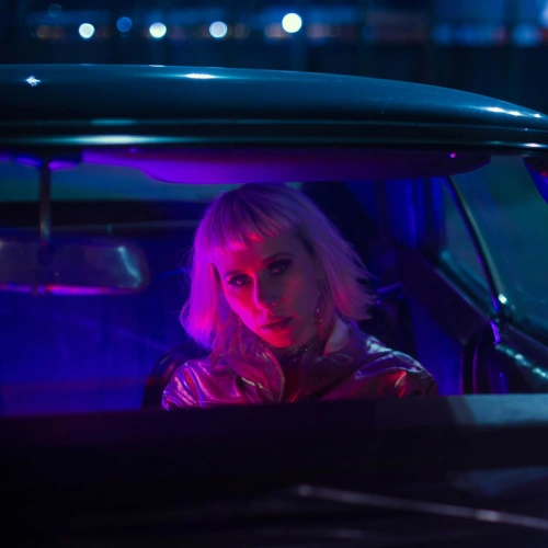 Valentina Cooke - DAME M�S - SINGLE