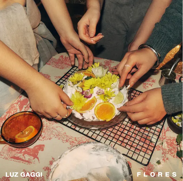 Luz Gaggi - LORES - SINGLE